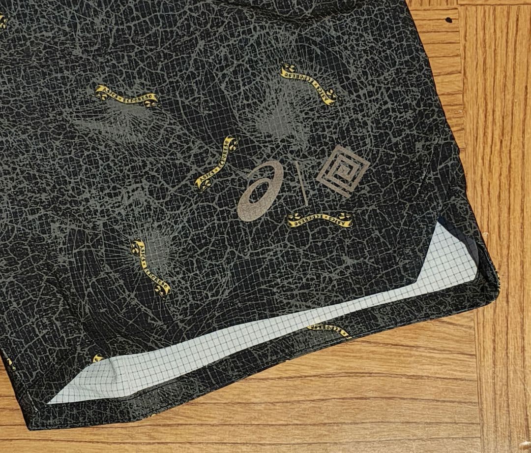 エルドレッソ　アシックス　マルチポケットランニングショーツ　新品　Sサイズ