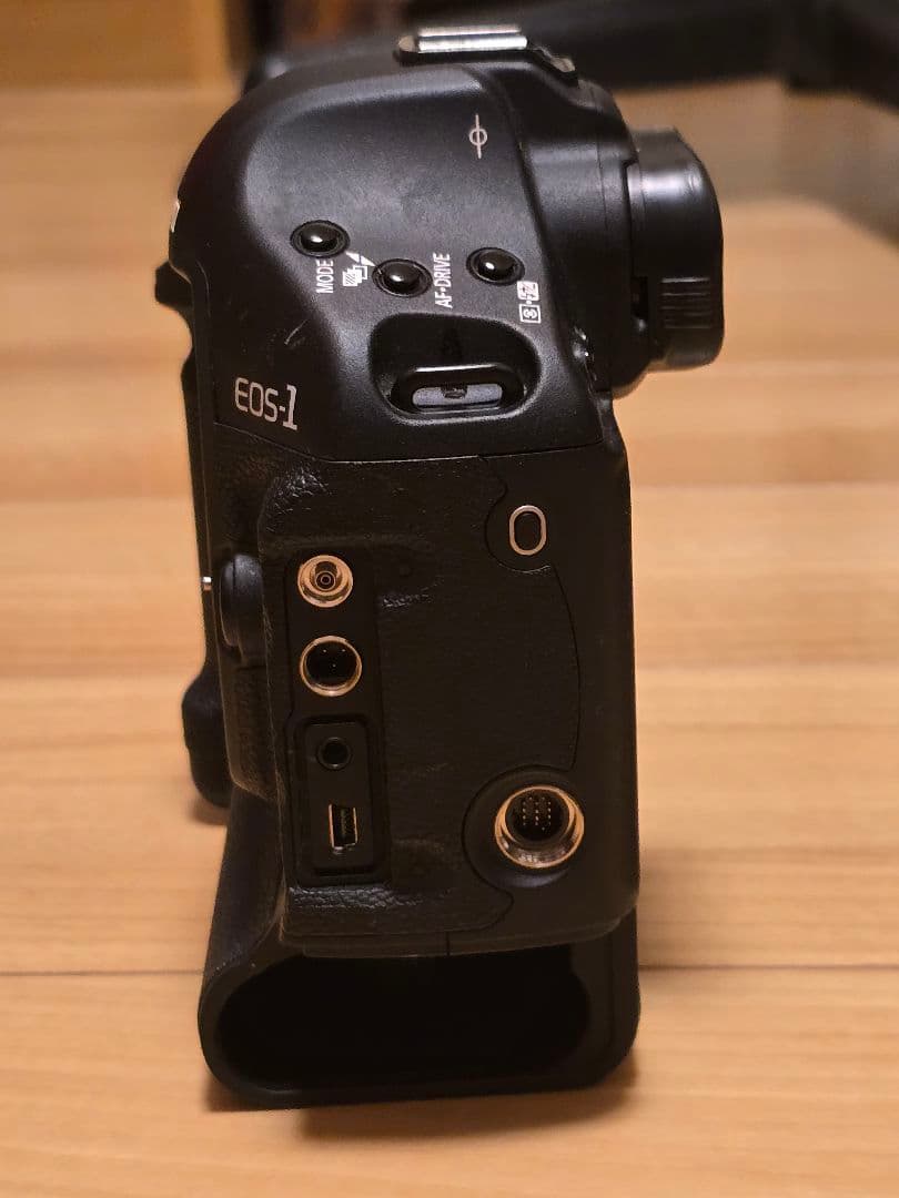 Canon EOS-1D Mark III デジタル一眼レフ（ジャンク）