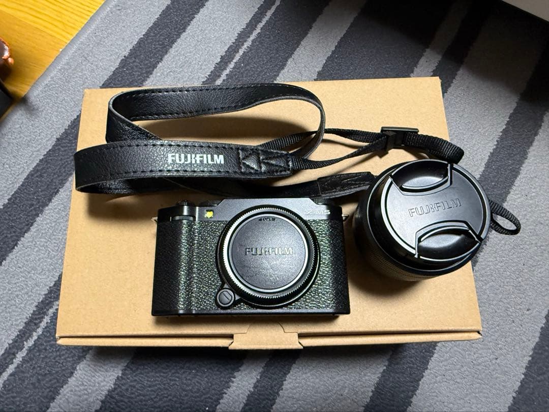 Fujifilm X-M5 15-45mmレンズキット　他おまけ付き