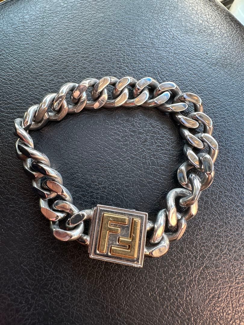 Fendi チェーンブレスレット　シルバー/ゴールド