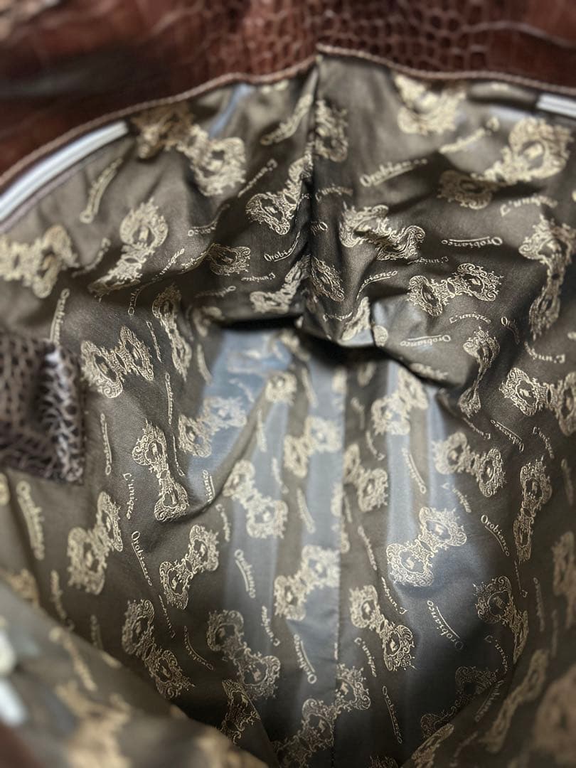 オロビアンコ　クロコ型押しトートバッグ