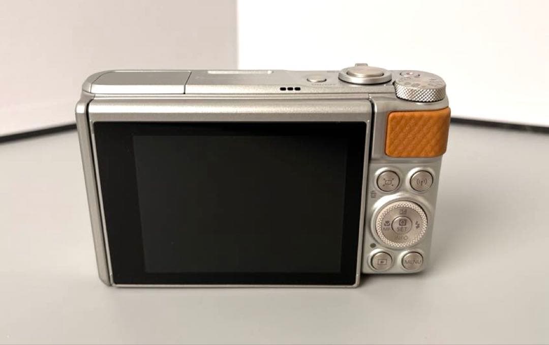 美品 Canon PowerShot SX740HS 箱 説明書あり カメラ