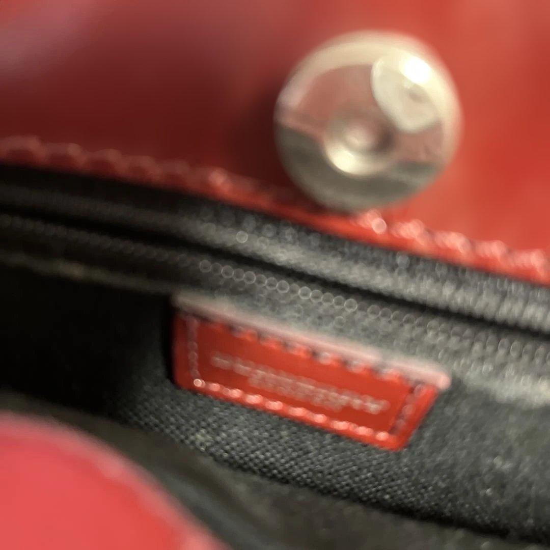 Burberry バッグ　革