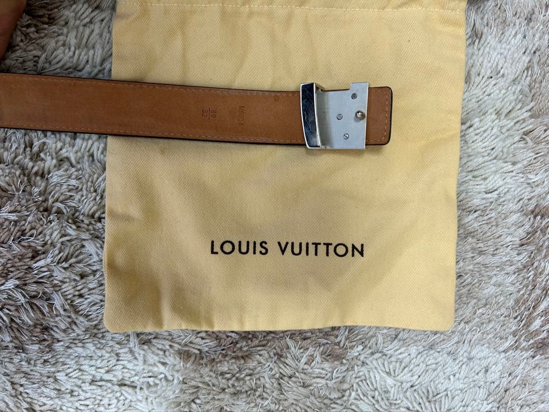 LOUIS VUITTON ルイヴィトン エピ ブラックベルト 80/32