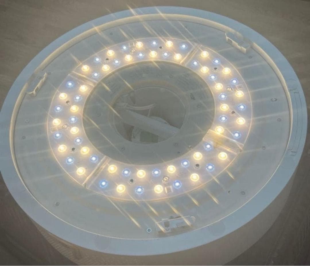 popIn Aladdin 天井照明一体型プロジェクター 初代 ドット抜け有