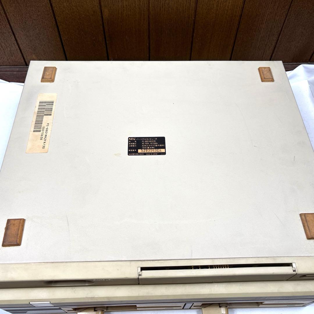 通電のみ確認　NEC PC-8801 mkⅡ FR 本体　キーボード