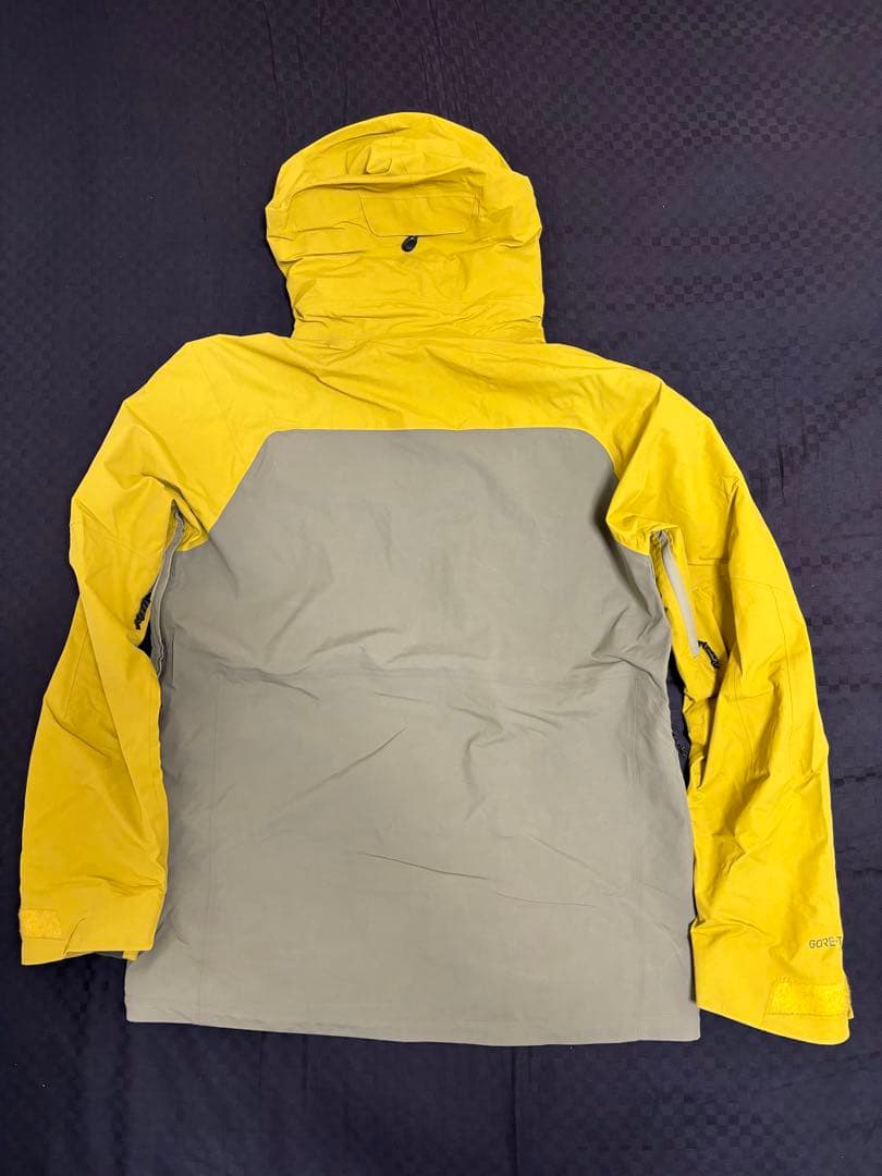 Burton [ak] GORE-TEX 2L SWASH メンズ ウェア