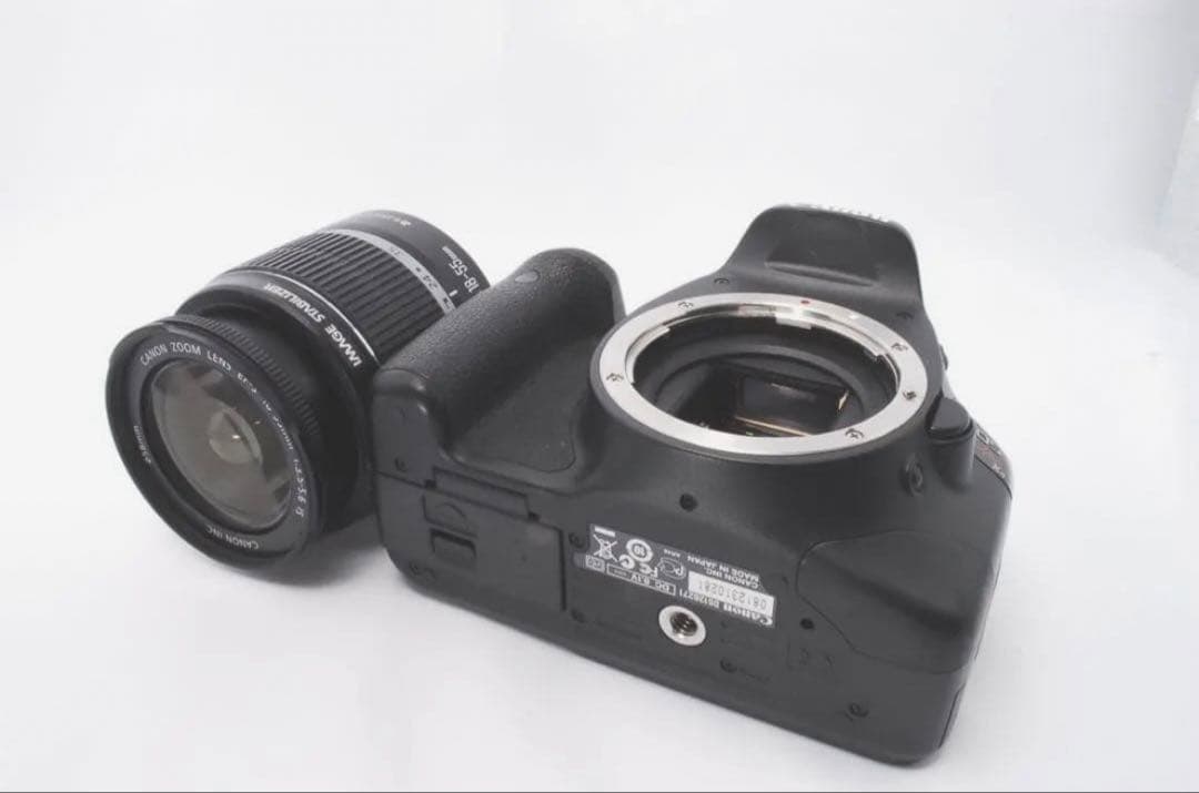 Canon Kiss X4 一眼レフ⭐️美品⭐️手ぶれ補正あり❗️付属品付きすぐ使える