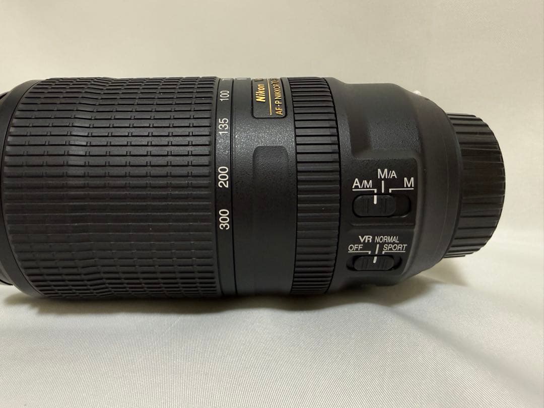 美品　AF-P NIKKOR 70-300mm f/4.5-5.6E ED VR