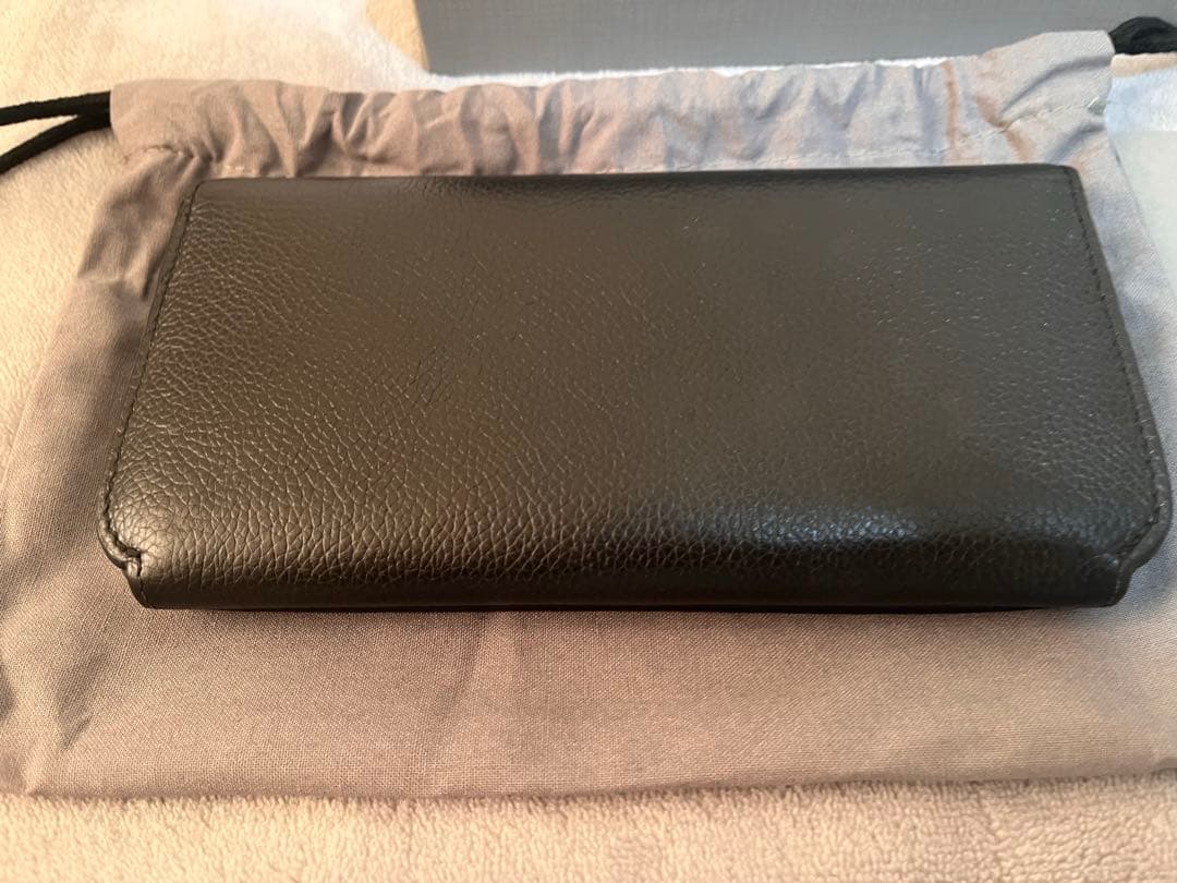 BALENCIAGA ブラック レザー 二つ折り財布 シンプル 箱・袋付き