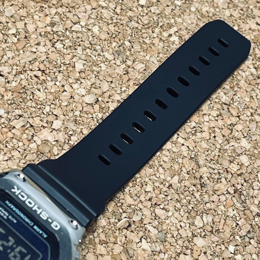 CASIO GーSHOCK/GMー5600RWー1JFメタルカバード　美品