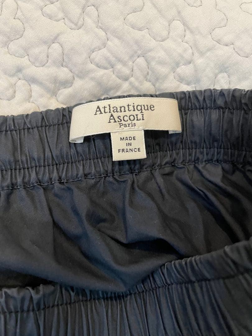 アトランティックアスコリ　スカート　すみ黒