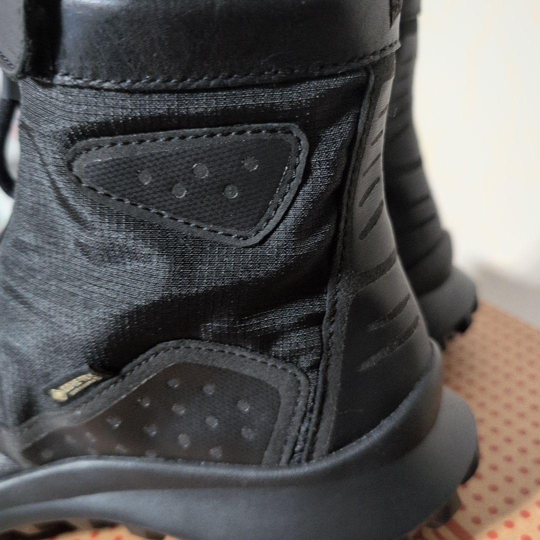 お値下げ　CAMPER雨雪両用　CRCLR GOREサーキュラハイカットほぼ新品