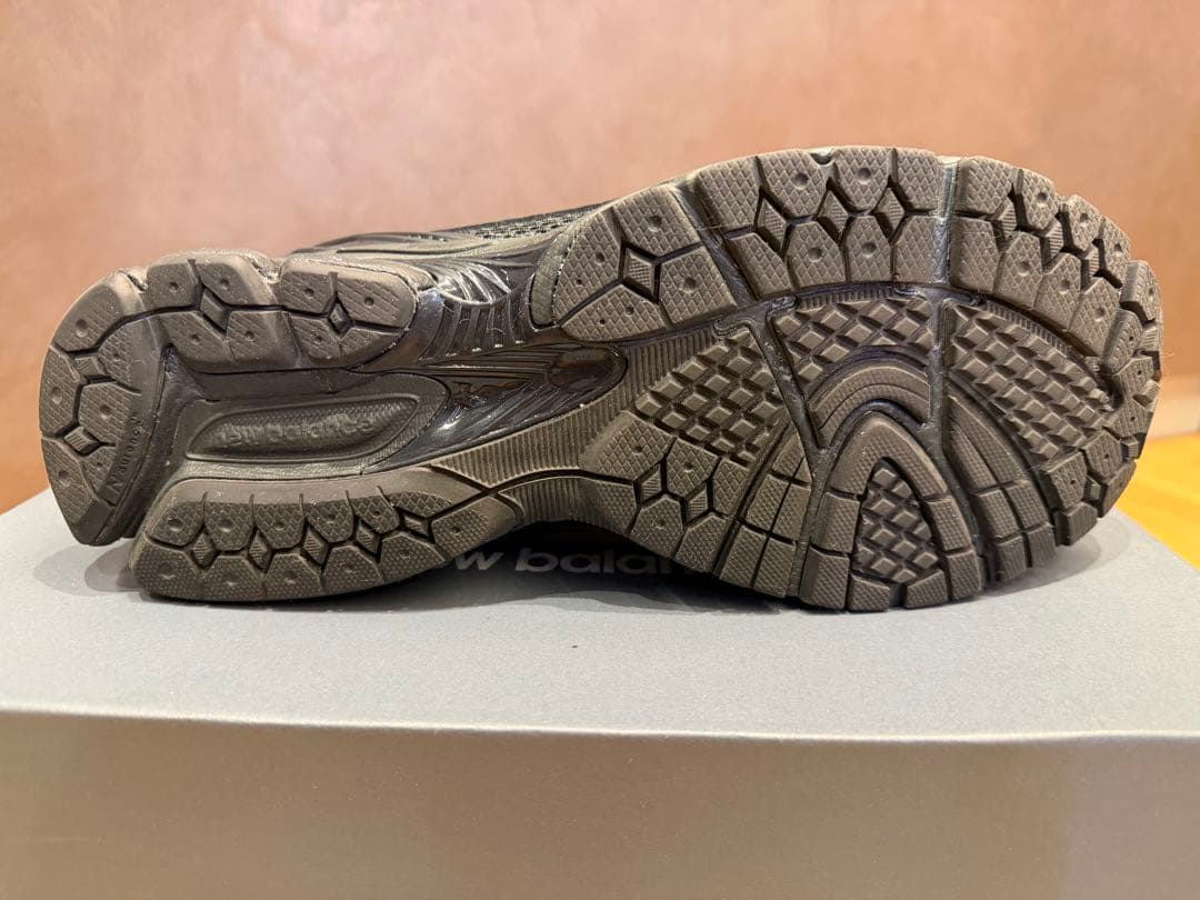 美品　New Balance 1906L 26.5