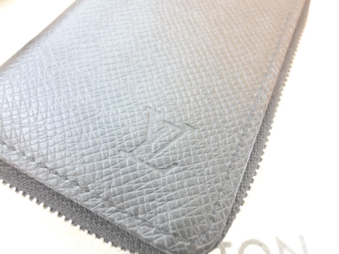 極美品☆希少☆ヴィトン タイガ ケース【ジッピー・パース】A46