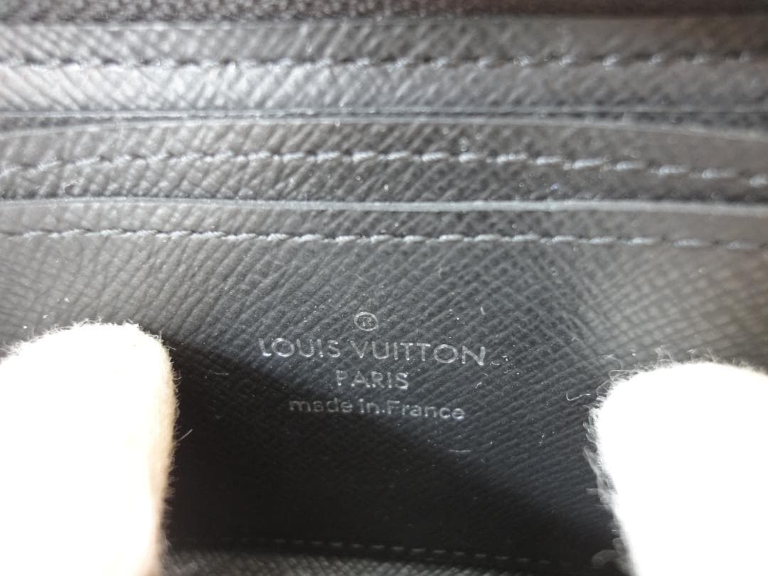 極美品☆希少☆ヴィトン タイガ ケース【ジッピー・パース】A46