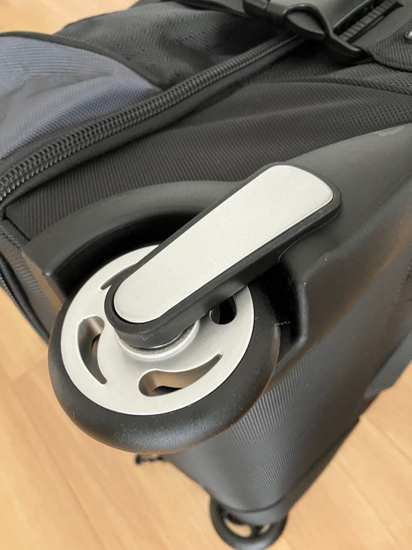 ⭐︎新品・未使用　AMAZON 大容量 ブラック キャリータイプバッグ