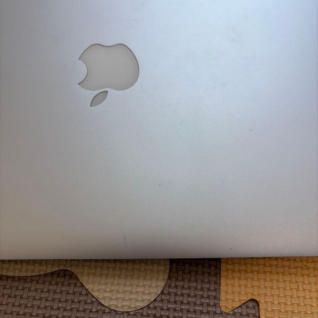 2014年Macbook air 13インチi5.8GB.SSD512GB