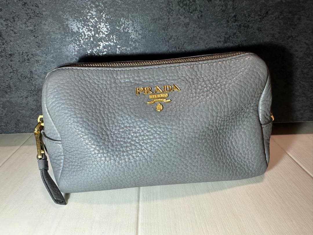 PRADA プラダ ベージュ グレー レザー ポーチ