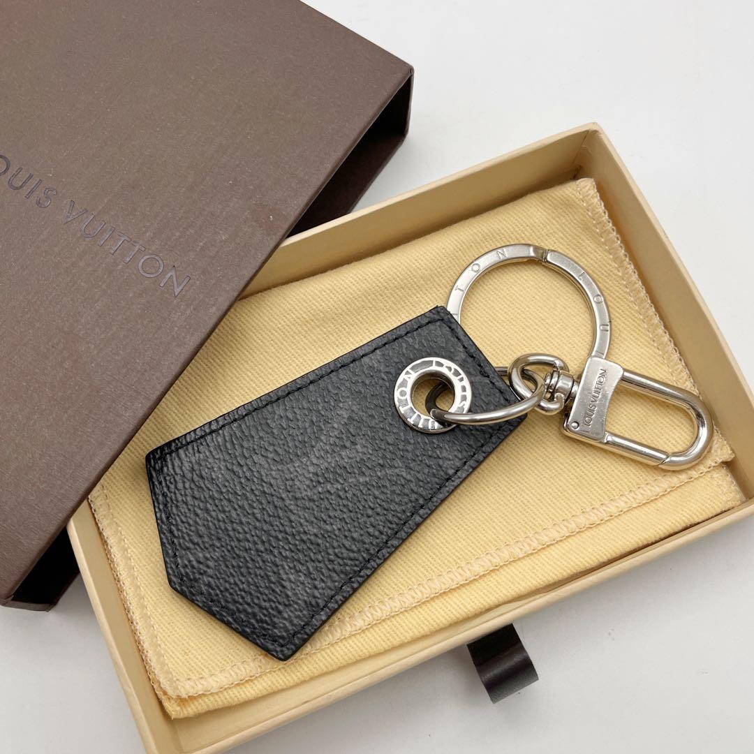 ルイヴィトン モノグラム エクリプス アンシャッペ イニシャル　黒　キーリング
