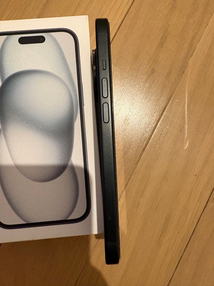 Apple iPhone15 simフリー 256GB