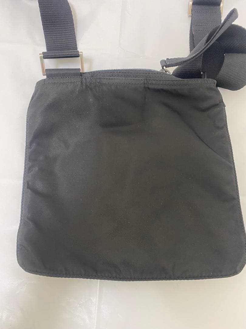 PRADA プラダ ナイロン ショルダーバッグ ブラック 三角ロゴ 斜め掛け