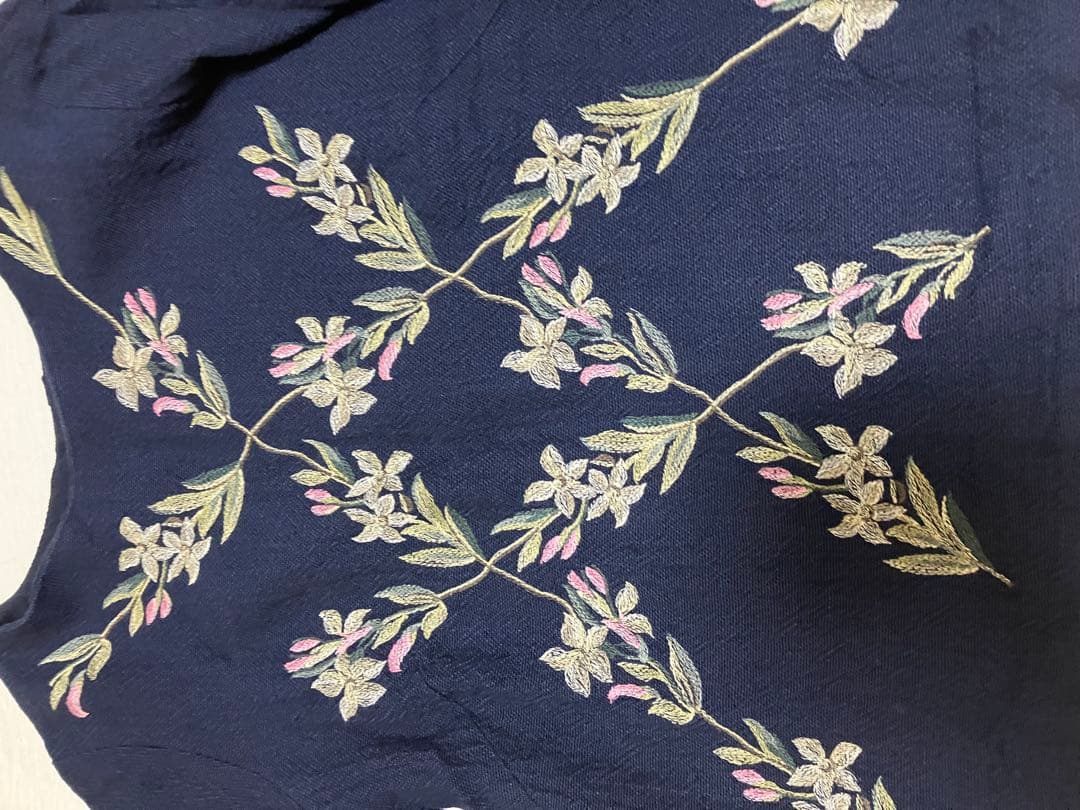 45R 花柄刺繍プルオーバー