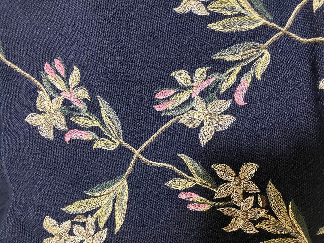 45R 花柄刺繍プルオーバー