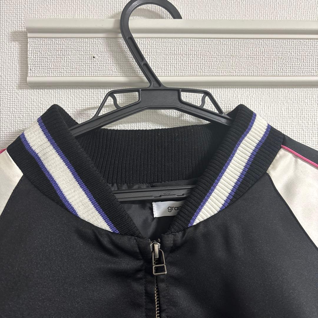 ユ*ア様 グラニフ　ガンダム　キュベレイ　スカジャン　Lサイズ