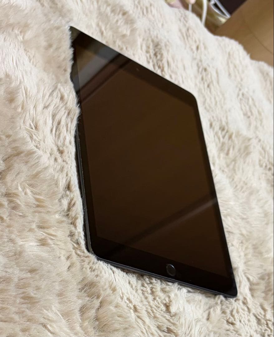 【美品】Apple iPad 第9世代 本体 箱あり