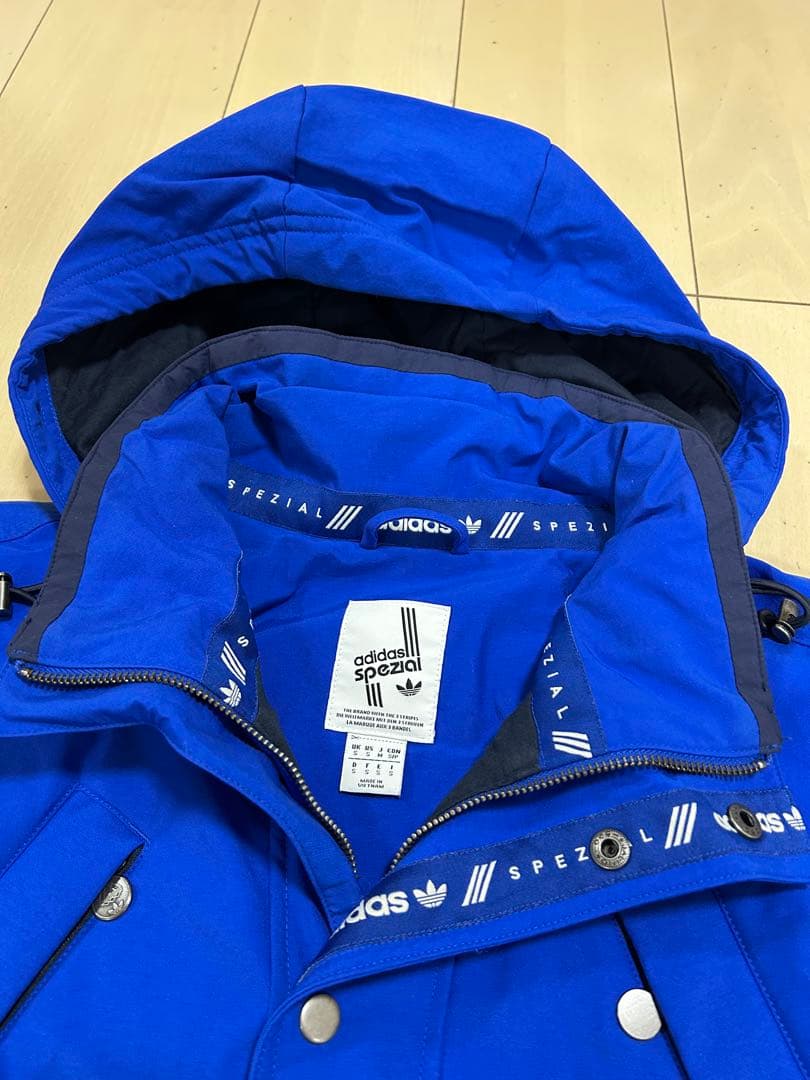 adidas spezial マウンテンパーカー Mサイズ 青