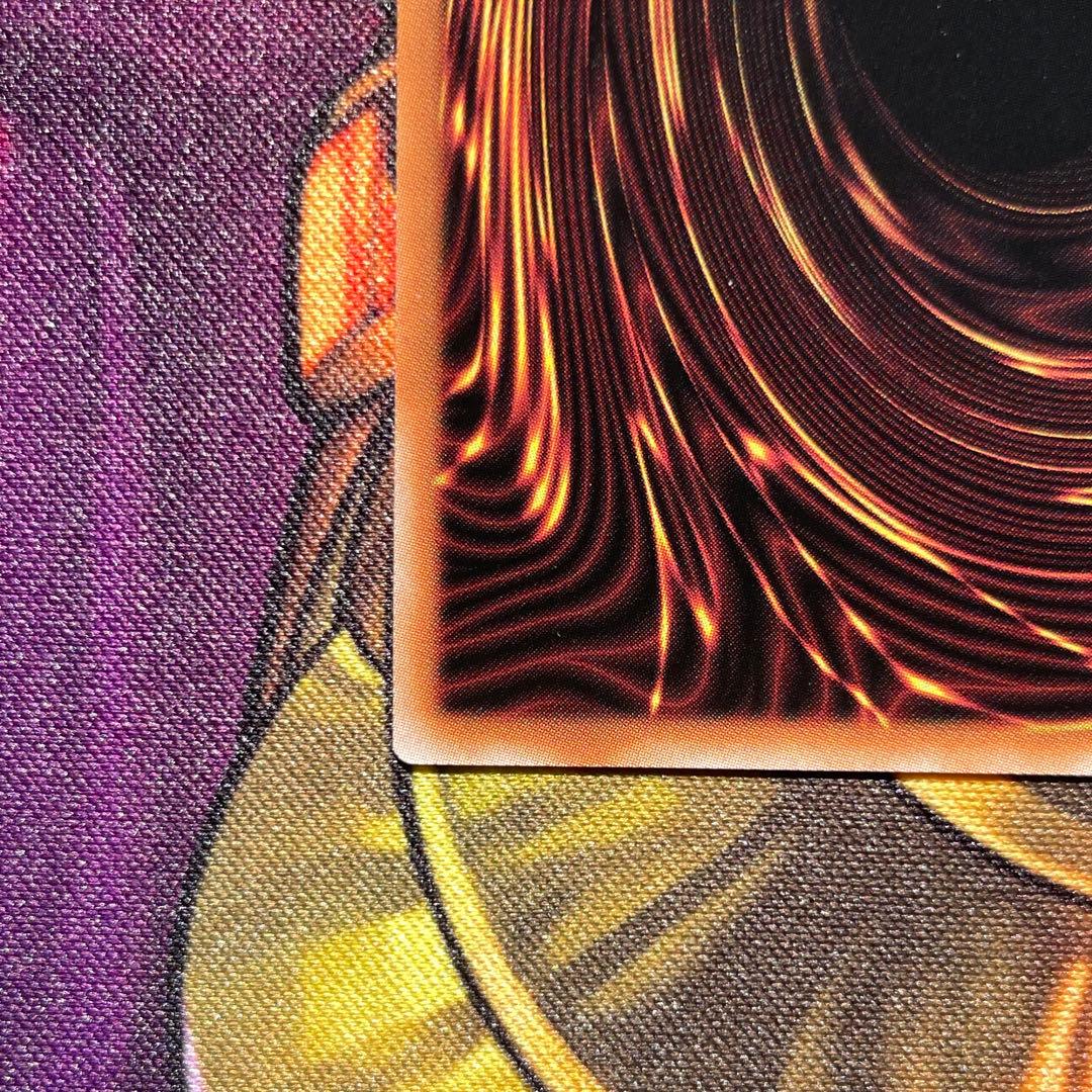 遊戯王 赫の聖女 カルテシア 25th シークレットレア 絵違い