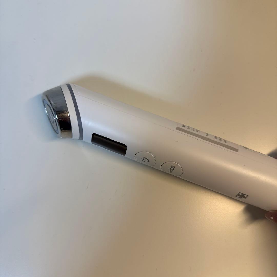 medicube メディキューブ 美顔器 AGE-Rブースタープロ ホワイト