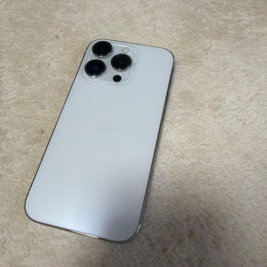 なみ様Apple iPhone 14 Pro シルバー 本体