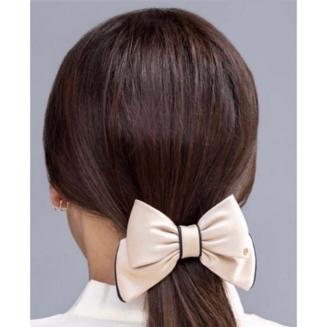 アレクサンドル ドゥ パリ 50th シルクサテン ベージュ