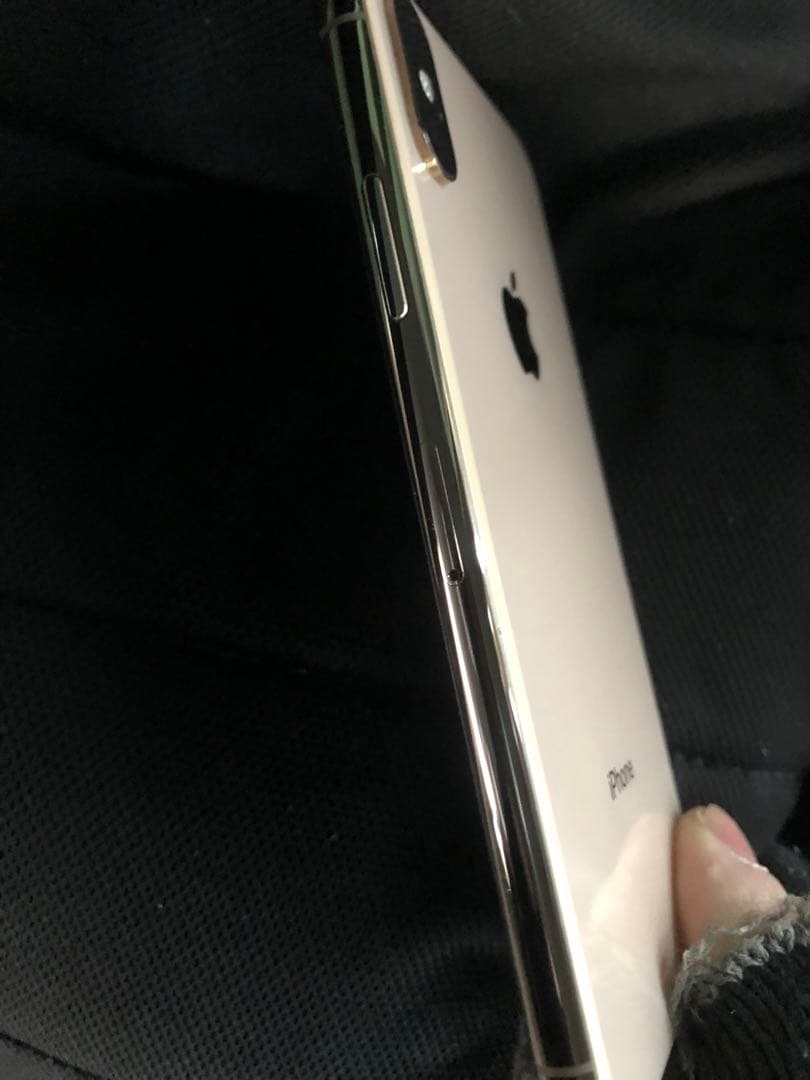 携帯電話本体 Apple iPhone Xs 64GB