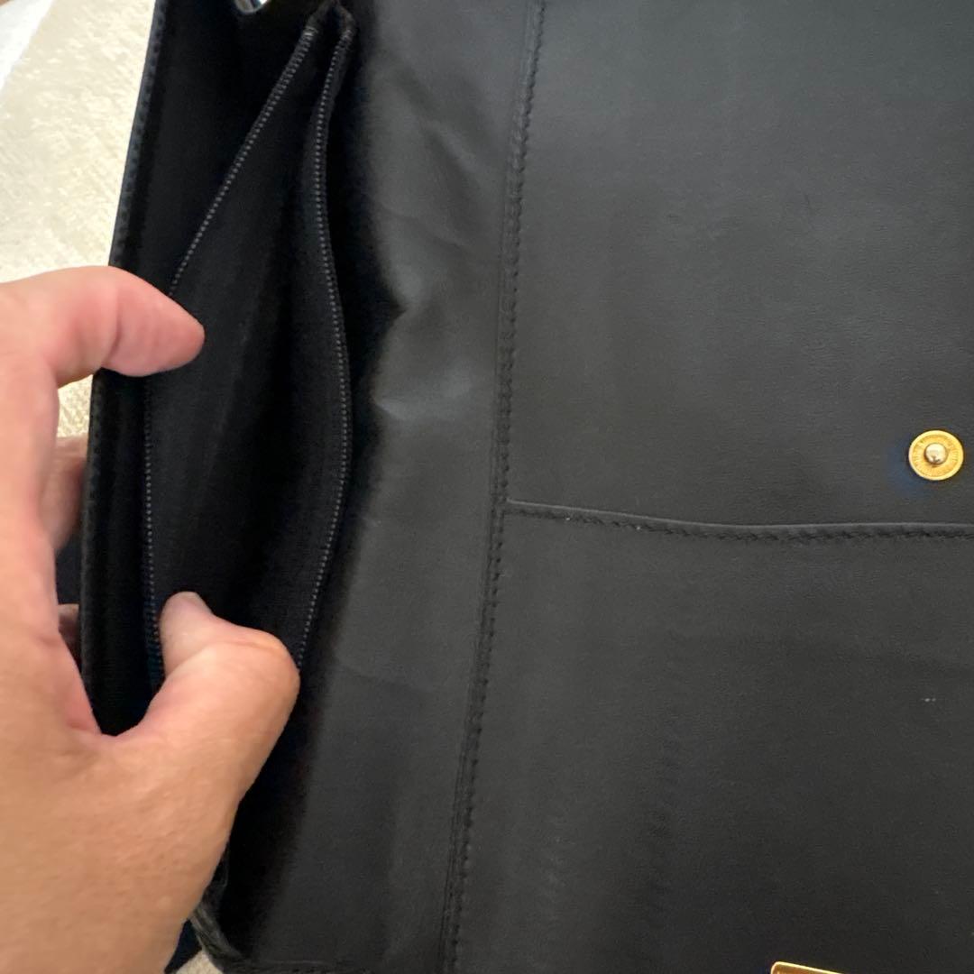 GUCCI グッチ　長財布　インターロッキング　ブラック