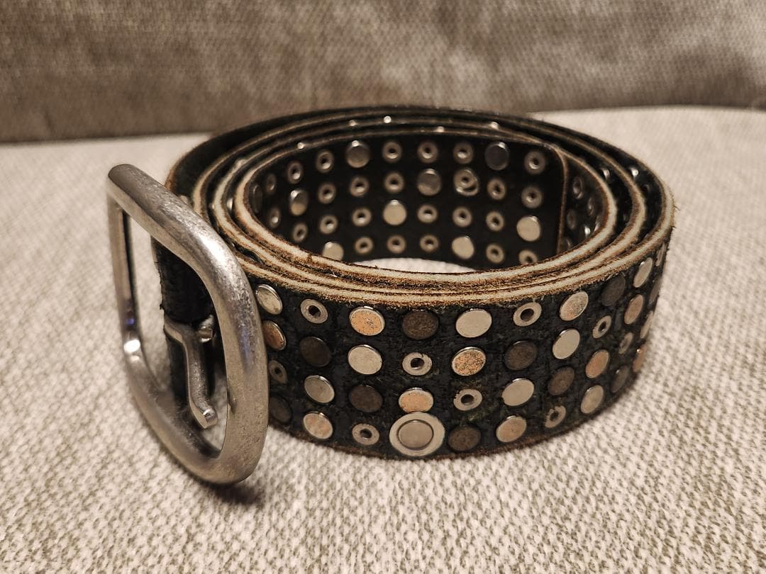 マリテフランソワジルボー　クラックレザースタッズベルト