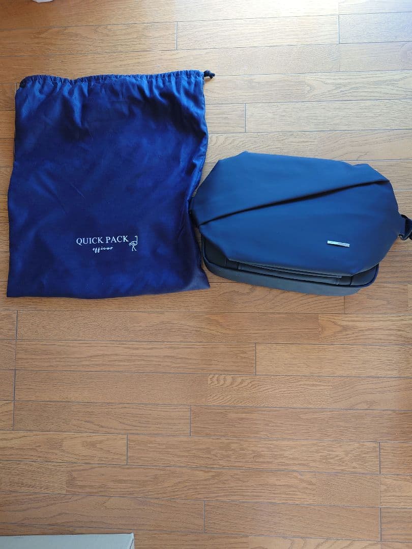 【新品】QUICKPACK ブラック ボディバッグ13