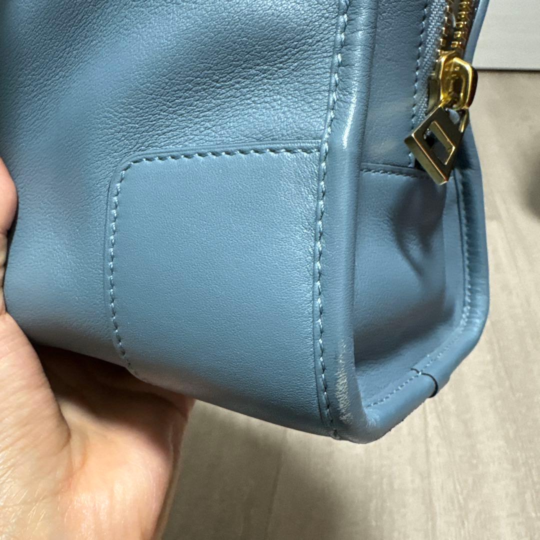 LOEWE アマソナ28 ブルー　水色　くすみブルー