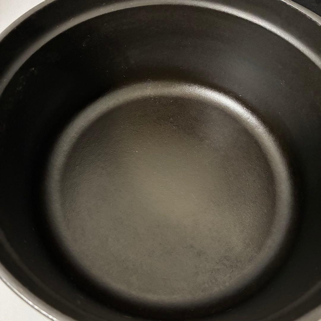 STAUB（ストウブ）ピコ・ココット ラウンド 22cm マットブラック