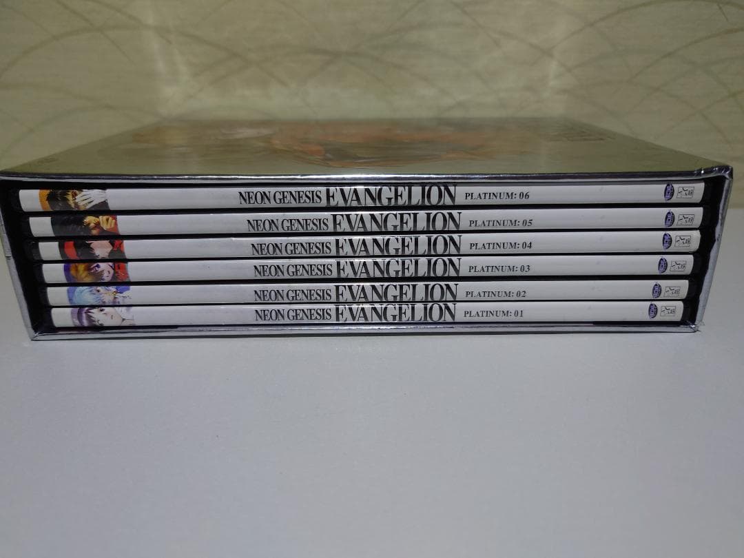 エヴァンゲリオン プラチナムコンプリート DVDBOX（6枚組） 北米版