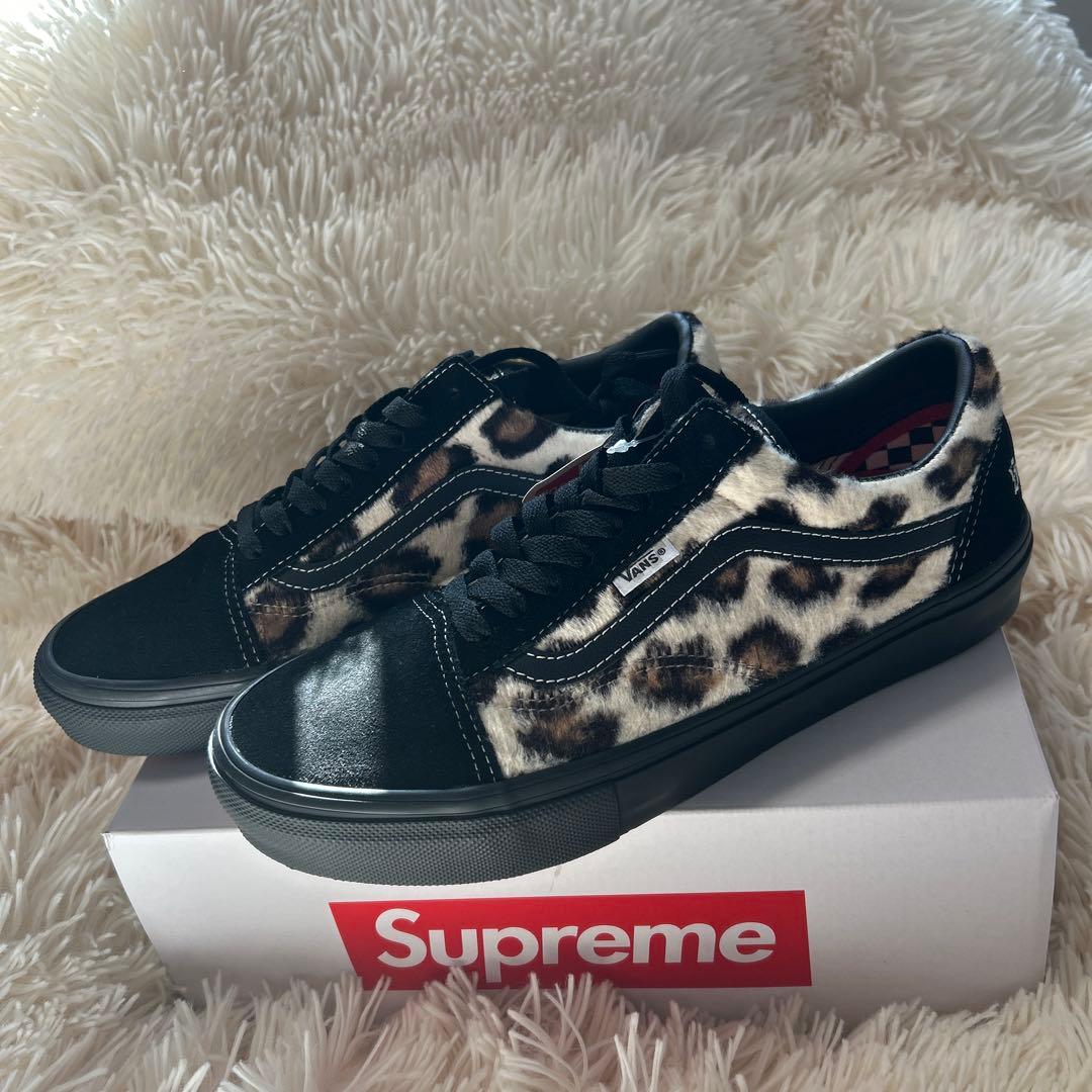 Supreme Vans Old Skool ヒョウ柄スニーカー