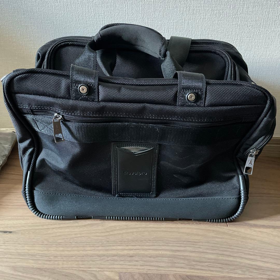 Travelpro 黒 クルー用トラベルバッグ　Flight tote