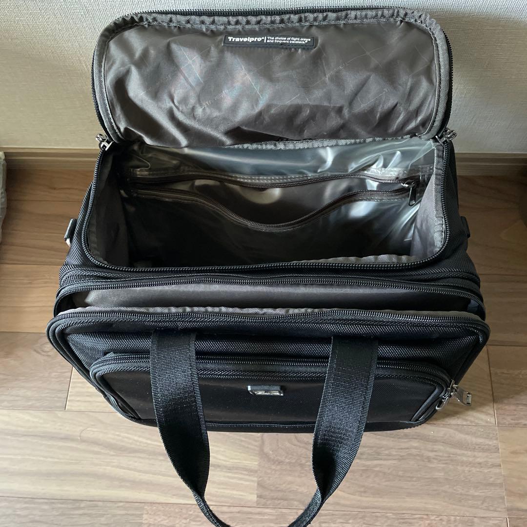 Travelpro 黒 クルー用トラベルバッグ　Flight tote