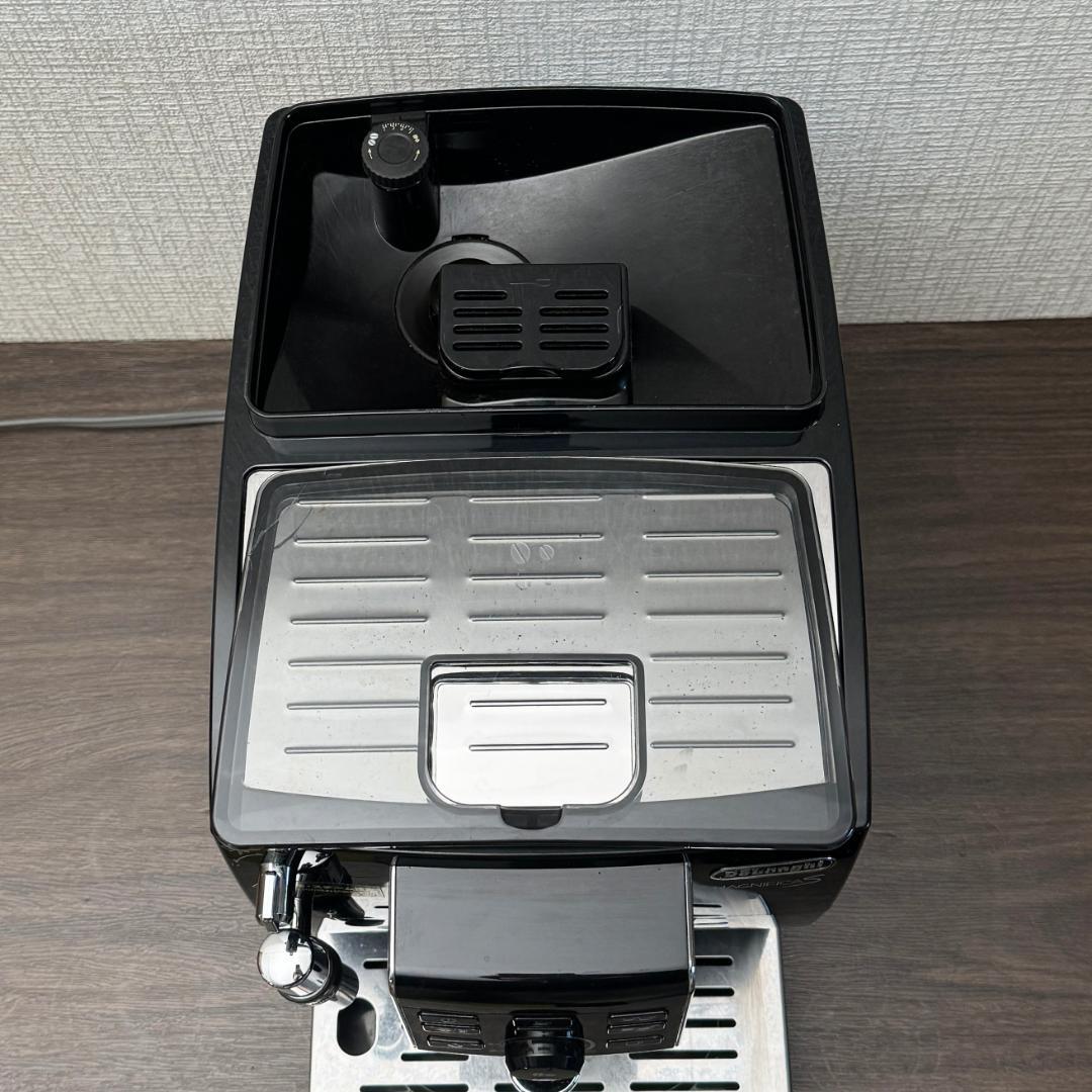デロンギ マグニフィカS ECAM23120B エスプレッソマシン