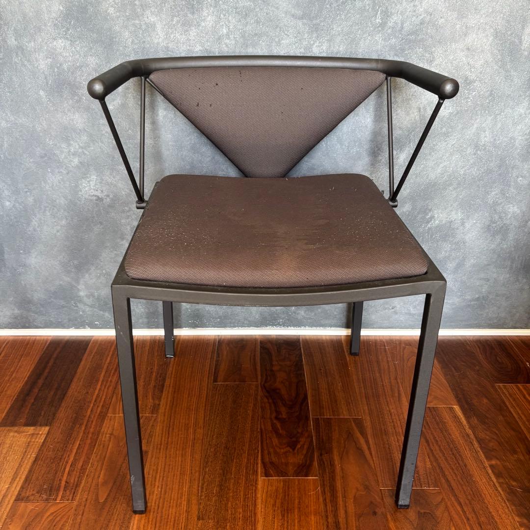 ポストモダンデザインの椅子 ミッドセンチュリー スペースエイジ ヴィンテージ