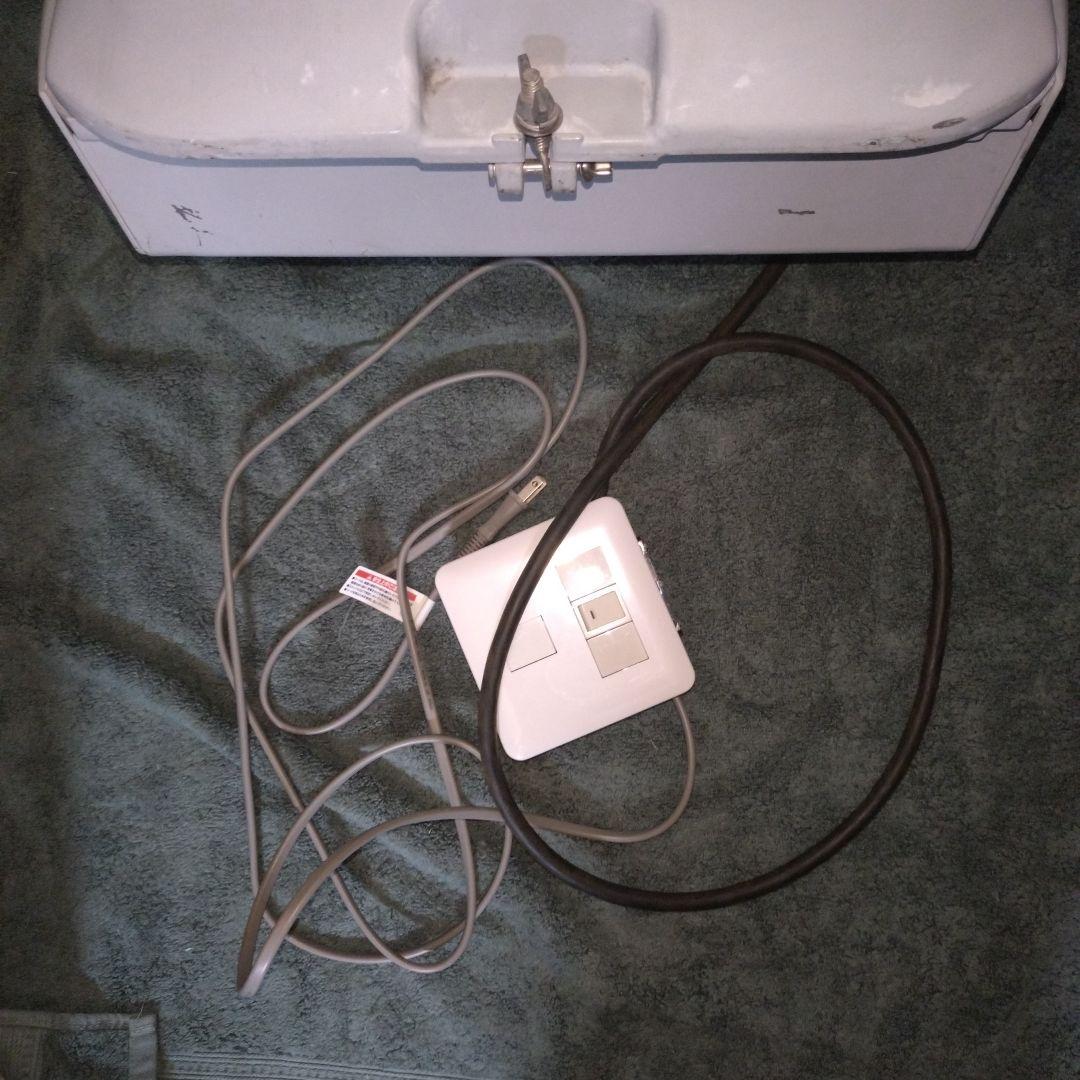 小糸工業の矢印信号機本物