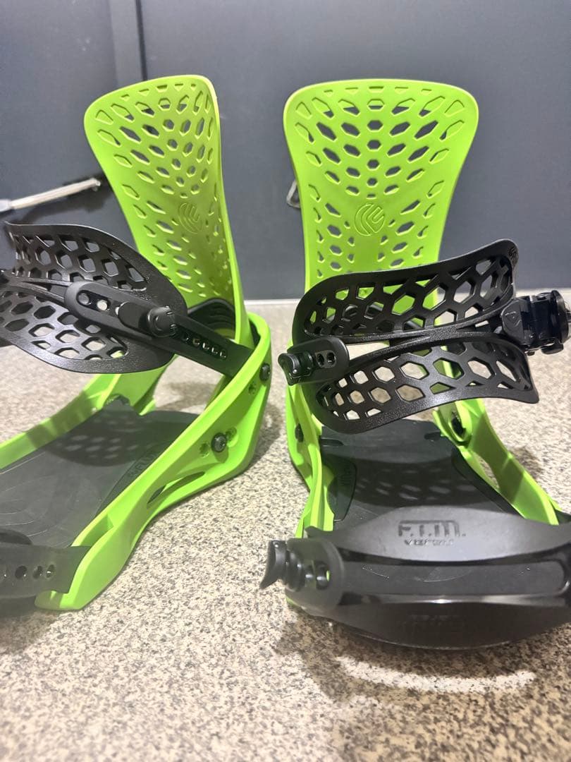 FLUX PR MLサイズ 美品 グリーン