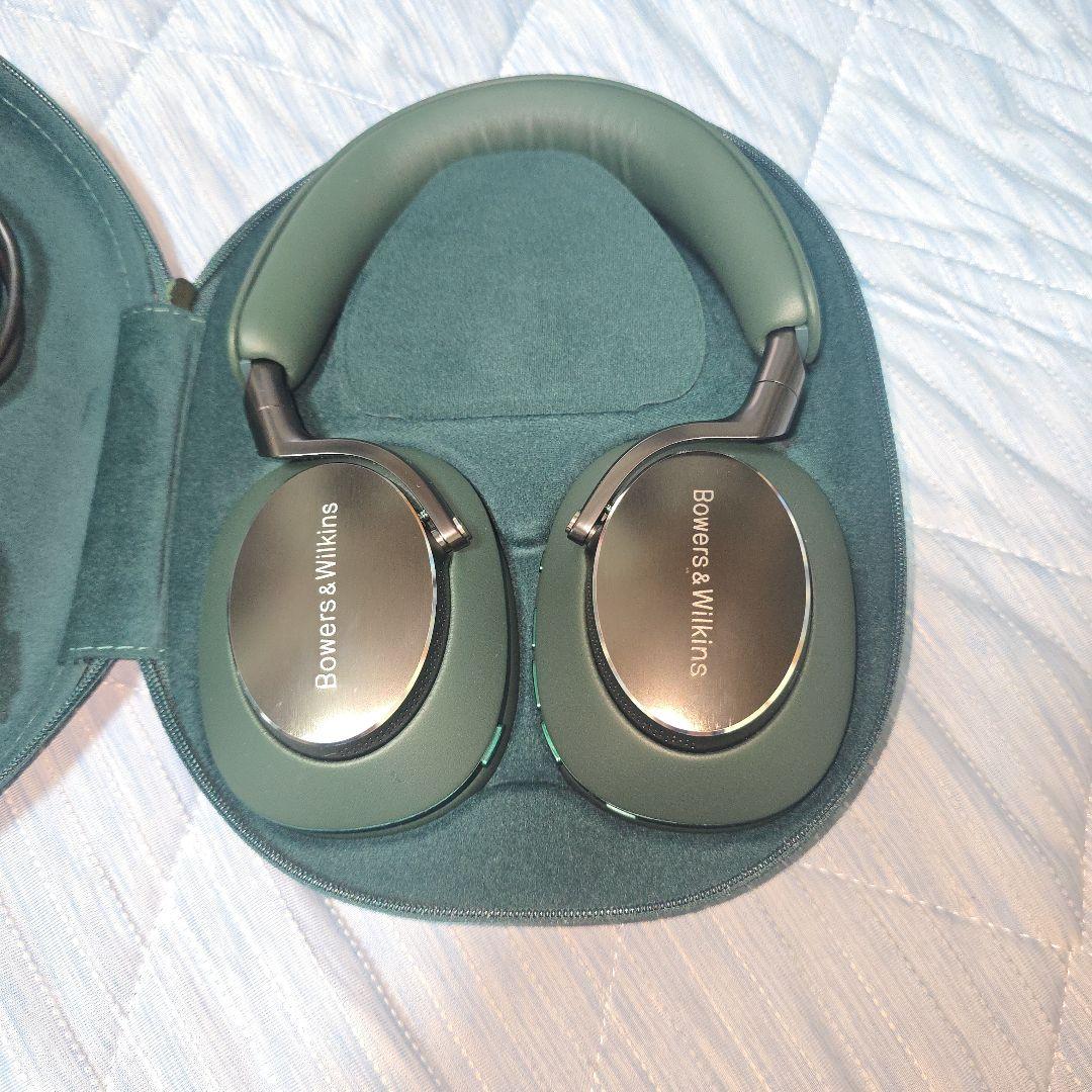 と*ん様 ほぼ新品Bowers & Wilkins Px8 ダークフォレスト